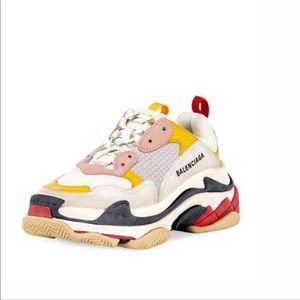 Balenciaga triple S Sneaker